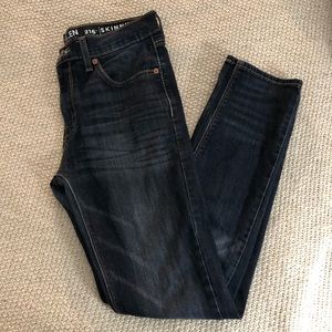 Denizen By Levi’s Dark Wash Jeans